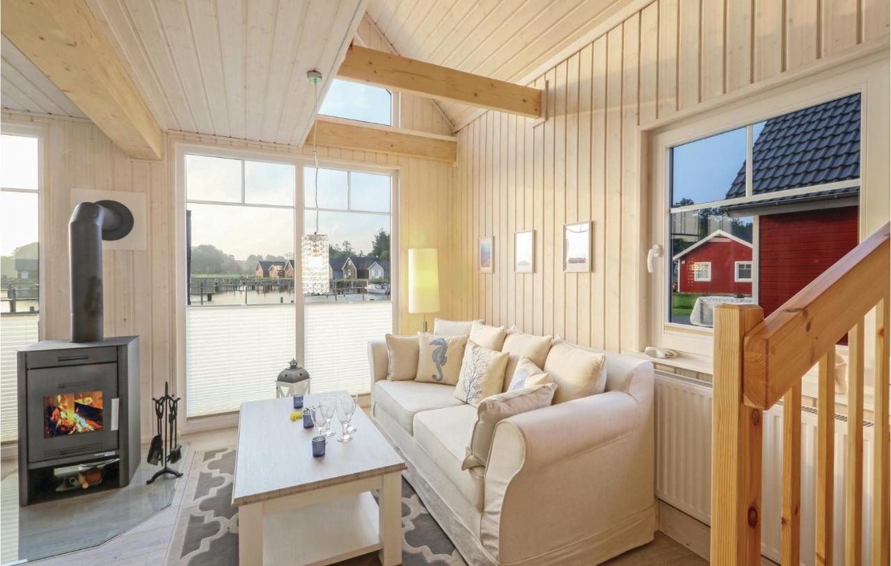 Stunning home in Zerpenschleuse with 2 Bedrooms&WiFi Exterior foto