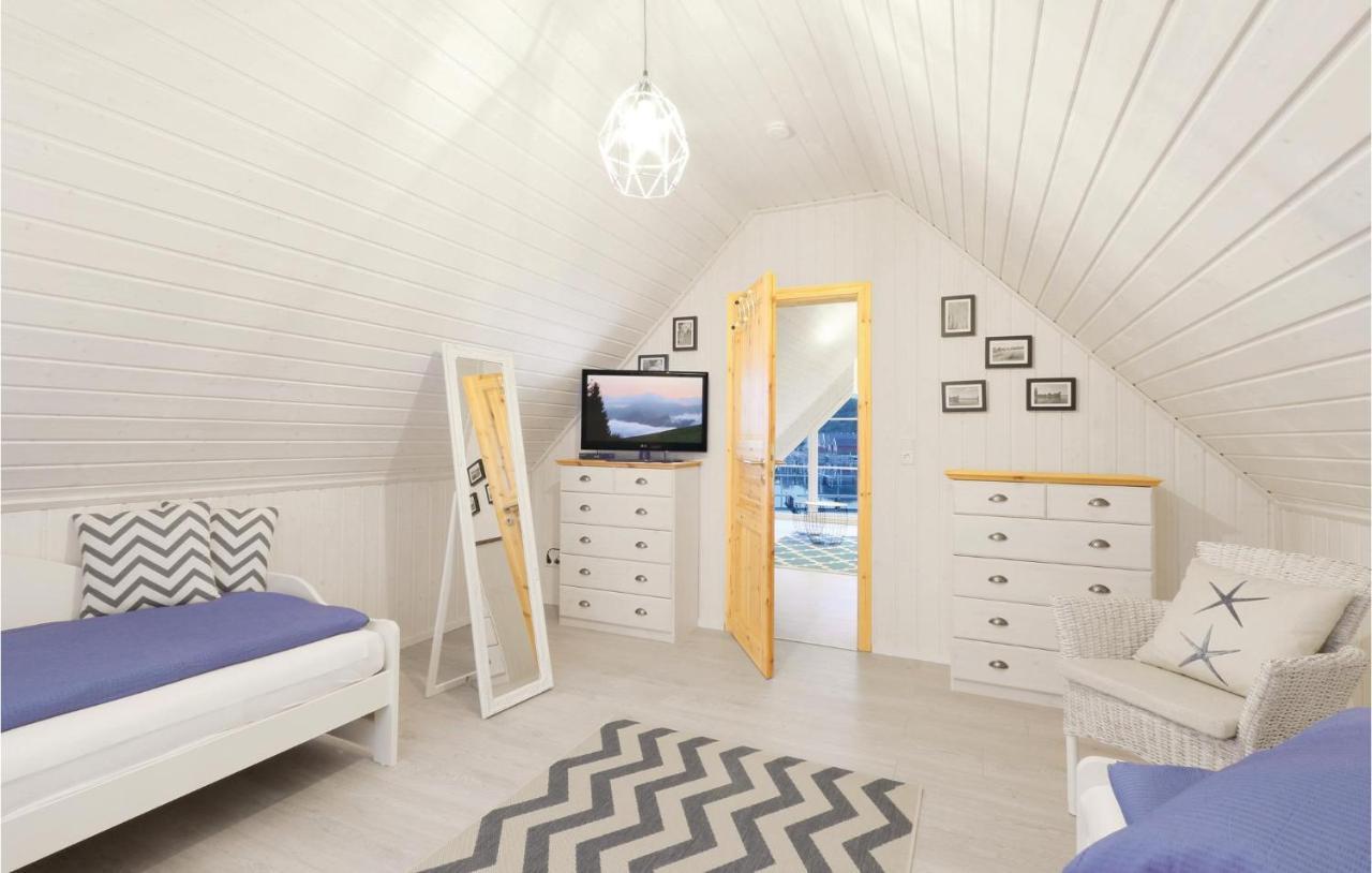 Stunning home in Zerpenschleuse with 2 Bedrooms&WiFi Exterior foto