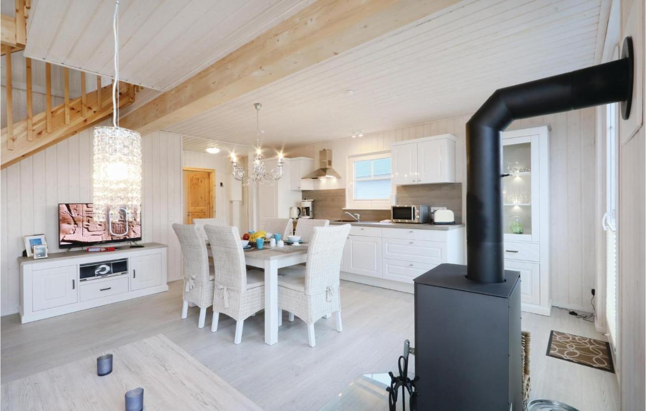 Stunning home in Zerpenschleuse with 2 Bedrooms&WiFi Exterior foto
